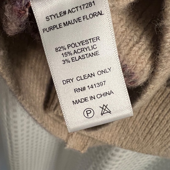 ASTR chunky cardigan sweater - Picture 5 of 5